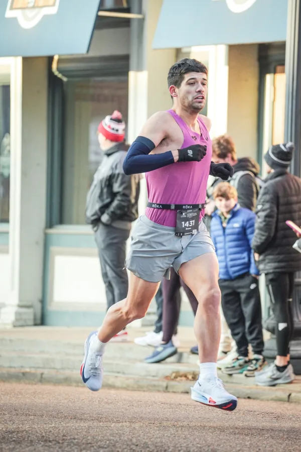 Bruno Artacho racing the St. Jude Memphis Marathon